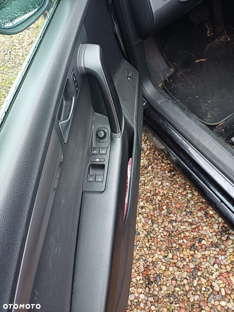 Volkswagen Passat - 8