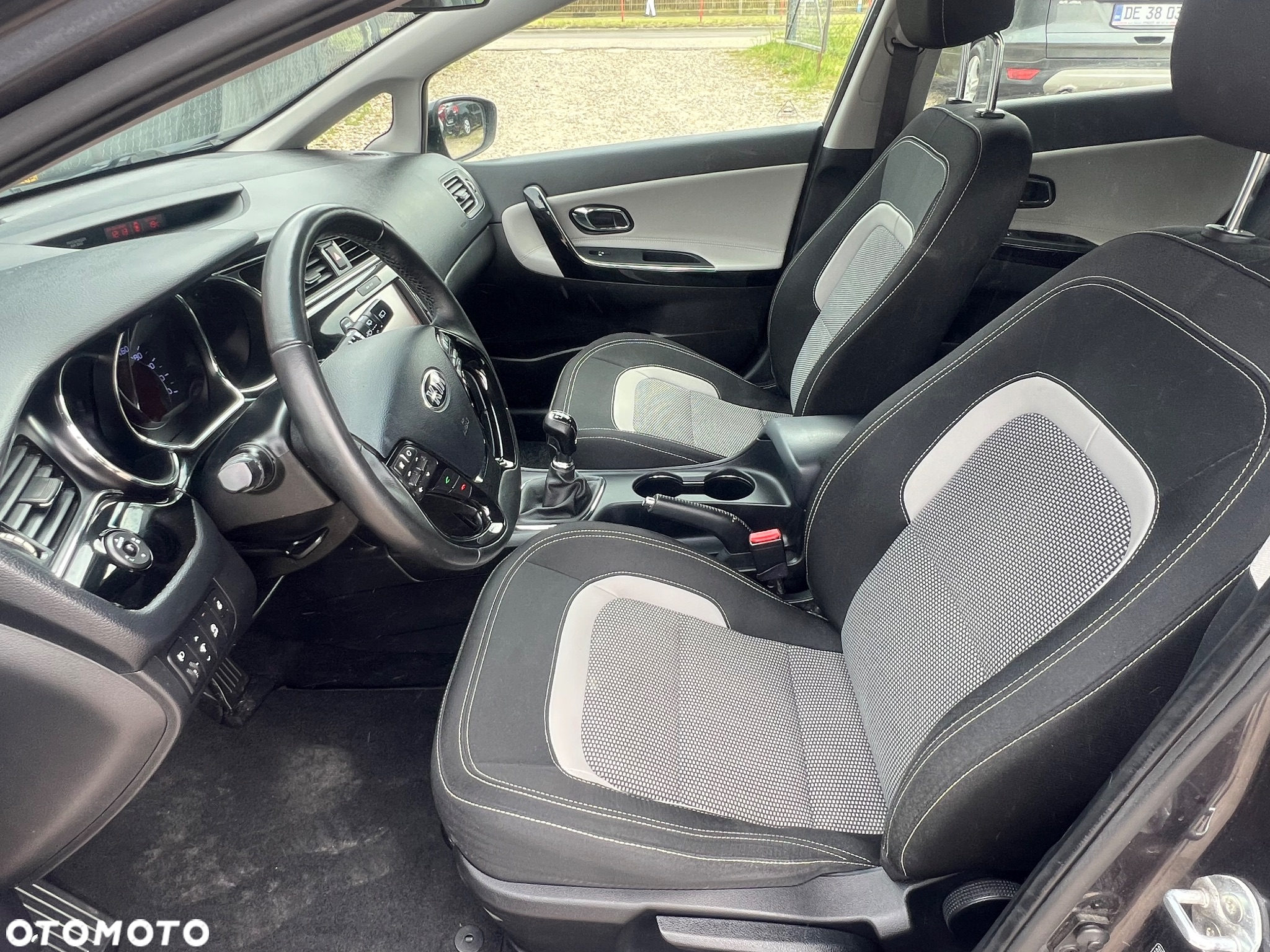 Kia Ceed - 5