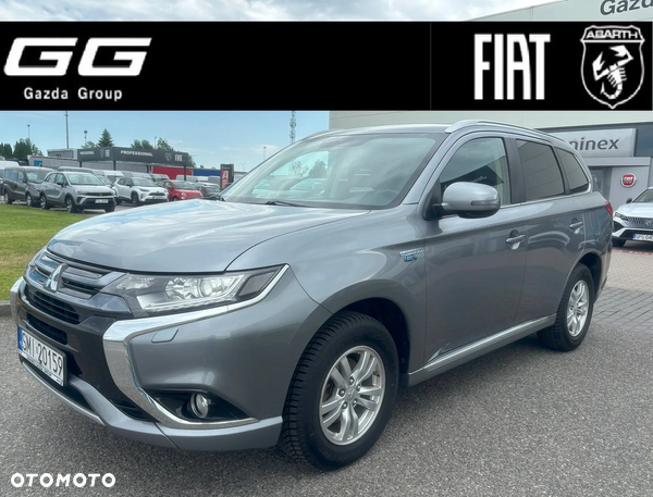 Mitsubishi Outlander 2.0 2WD CVT Invite