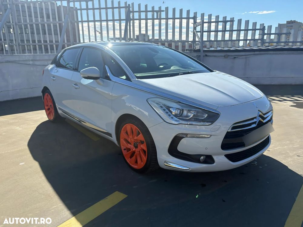 Citroën DS5 2.0 HDI BVM6 Sport Chic - 4