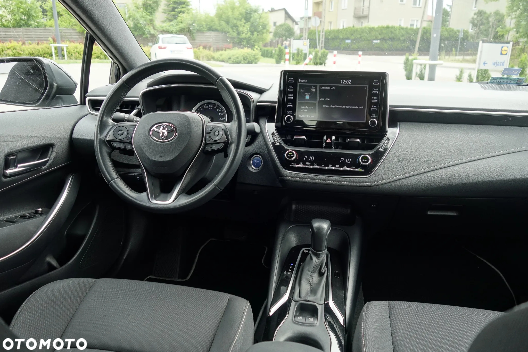 Toyota Corolla 2.0 Hybrid Comfort - 13