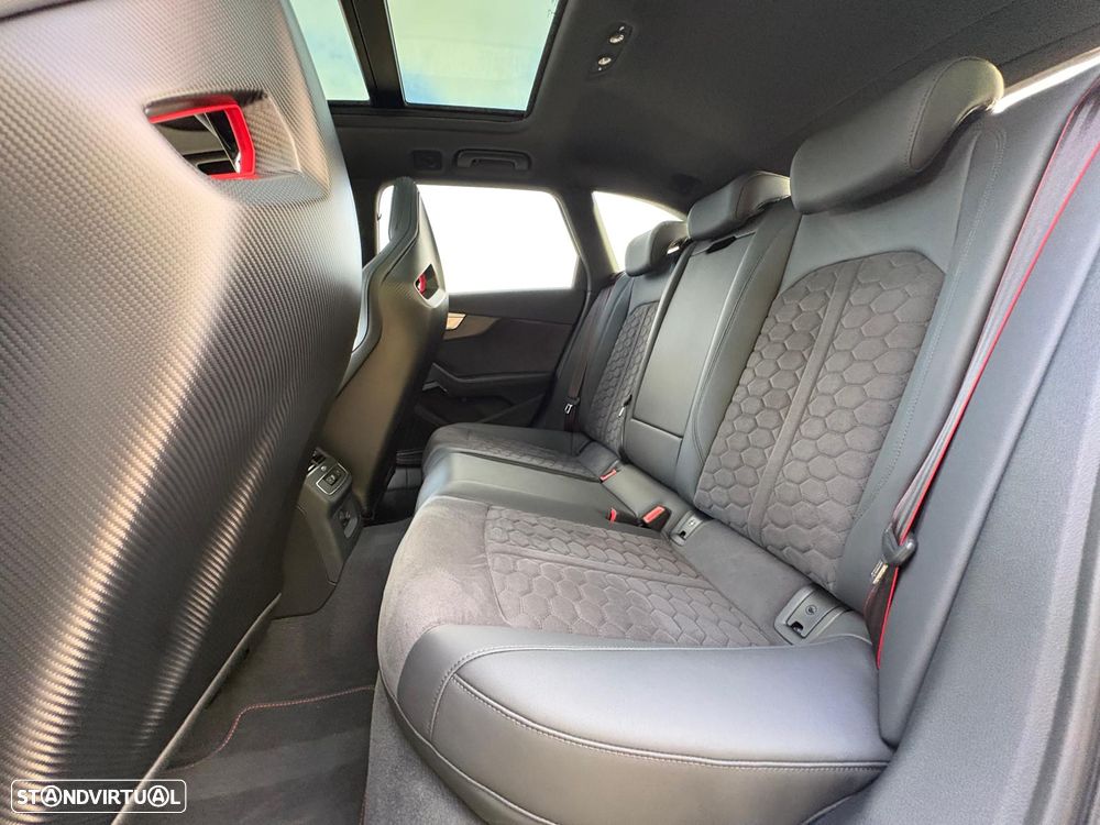 Audi RS4 Avant quattro tiptronic - 13