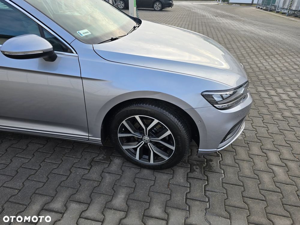 Volkswagen Passat 2.0 TSI Business DSG - 5
