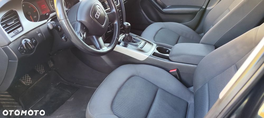 Audi A4 Avant 2.0 TDI - 24