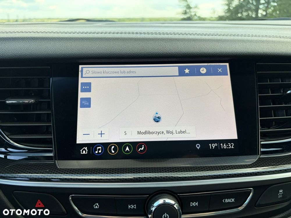 Opel Insignia - 25