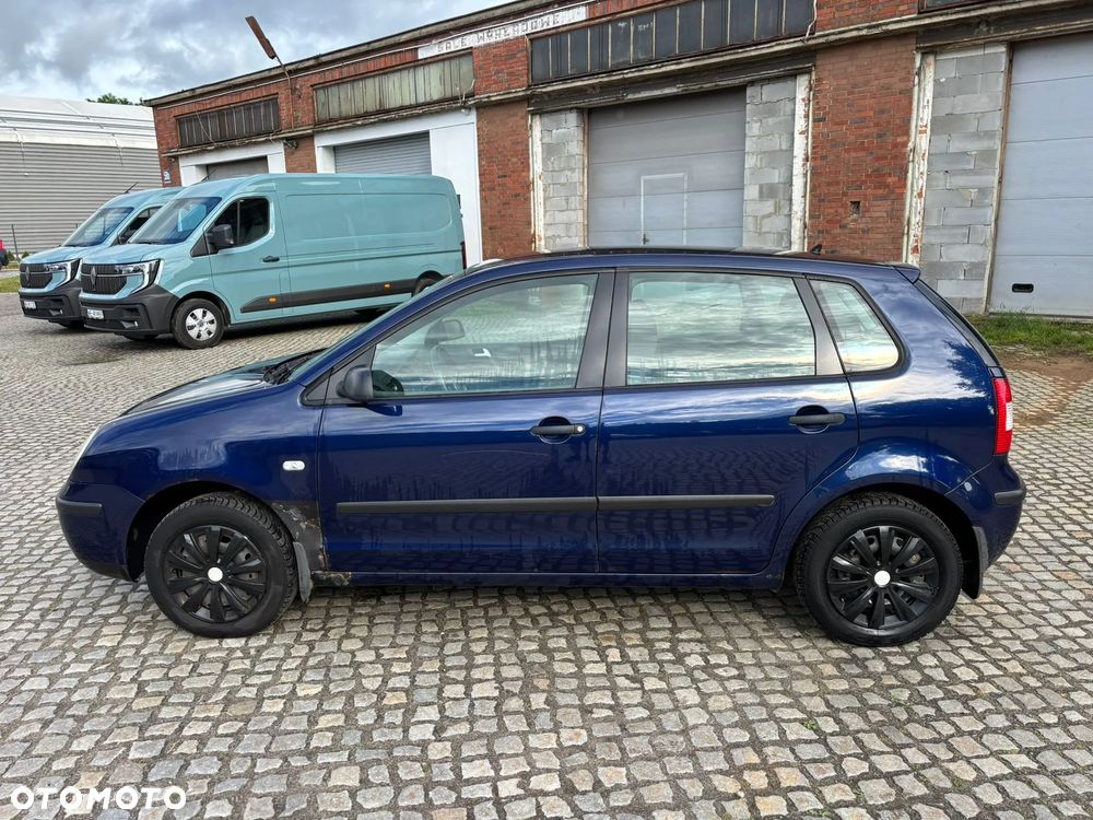 Volkswagen Polo 1.4 16V Basis - 3