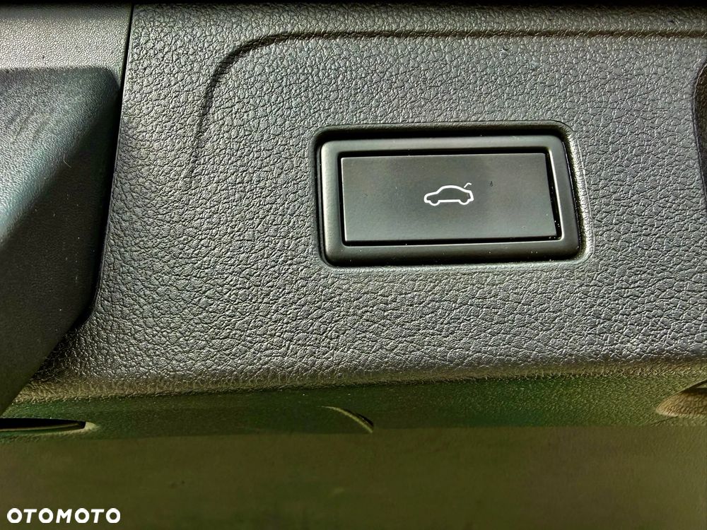 Volkswagen Passat 2.0 TDI EVO Elegance DSG - 19