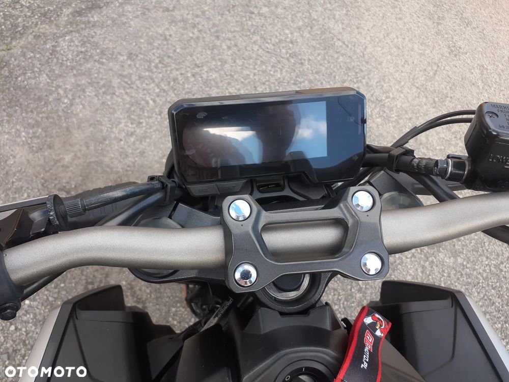 Honda CB - 33