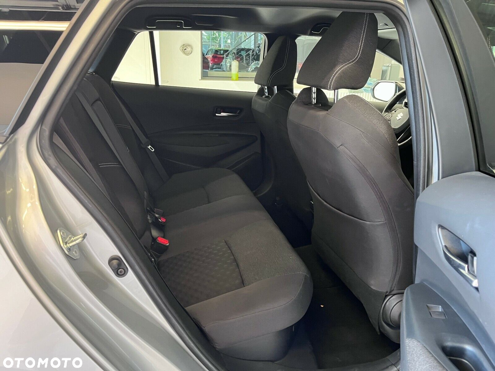 Suzuki Swace 1.8 Hybrid Premium Plus CVT - 13