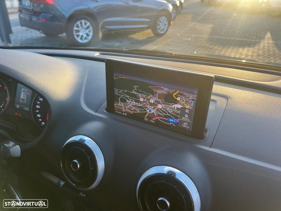 Audi A3 Sportback 1.6 TDI - 11