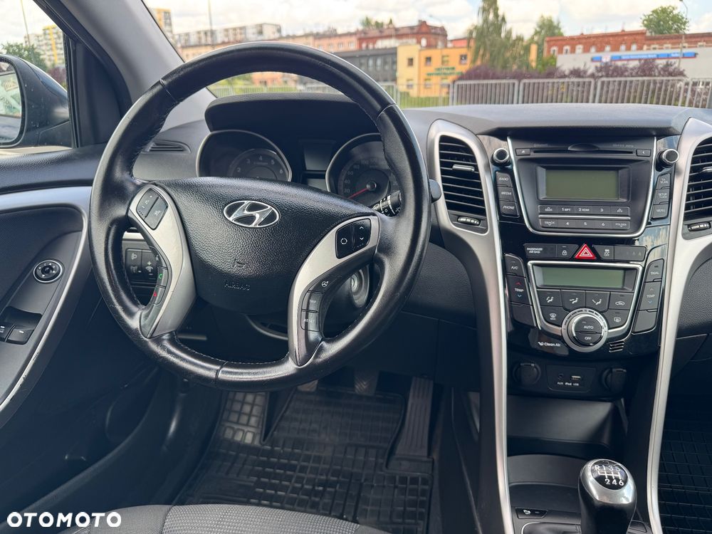 Hyundai i30 1.4 Comfort - 17