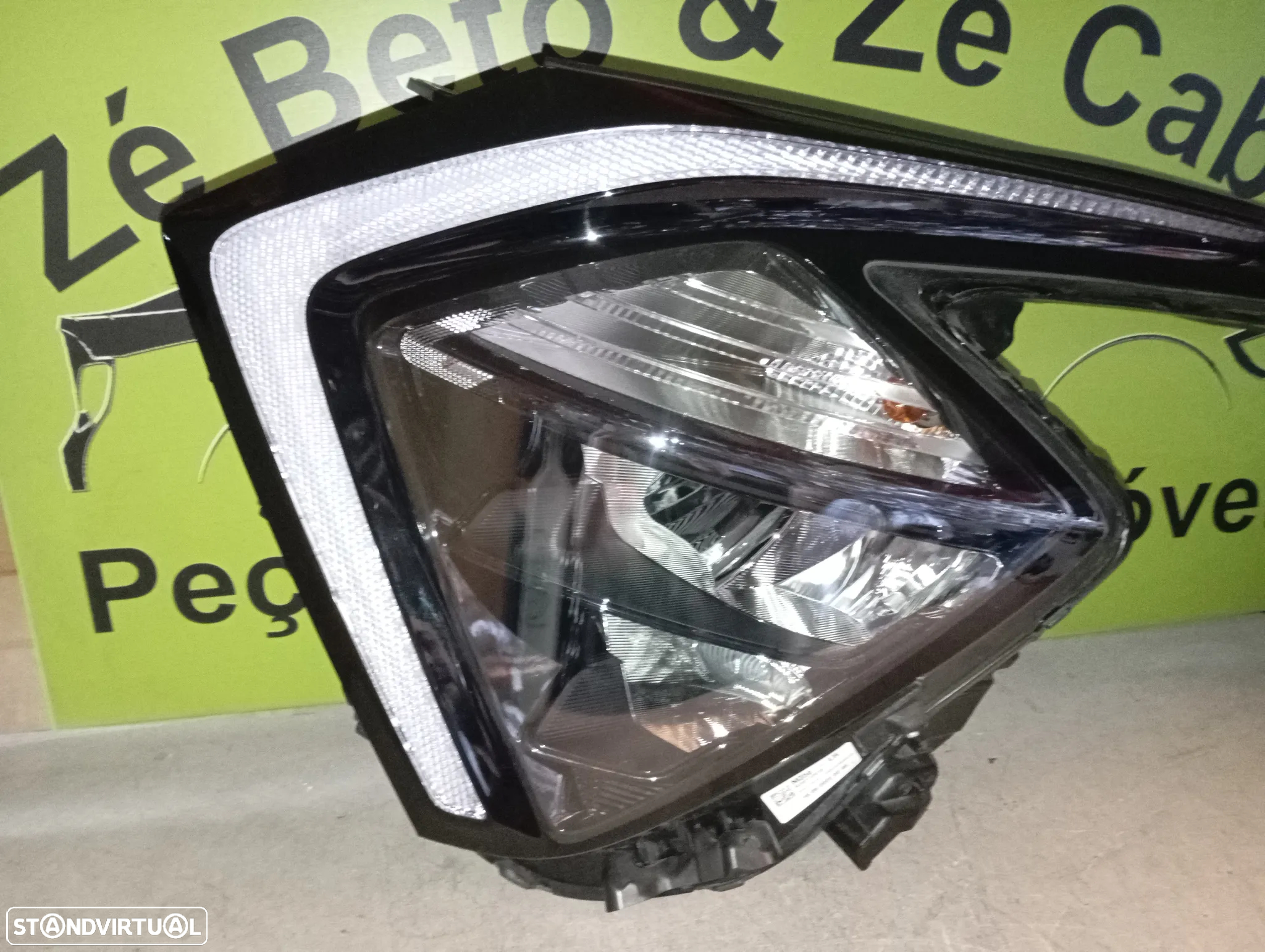 KIA SPORTAGE V FAROL LED ESQUERDO - FF556 - 2