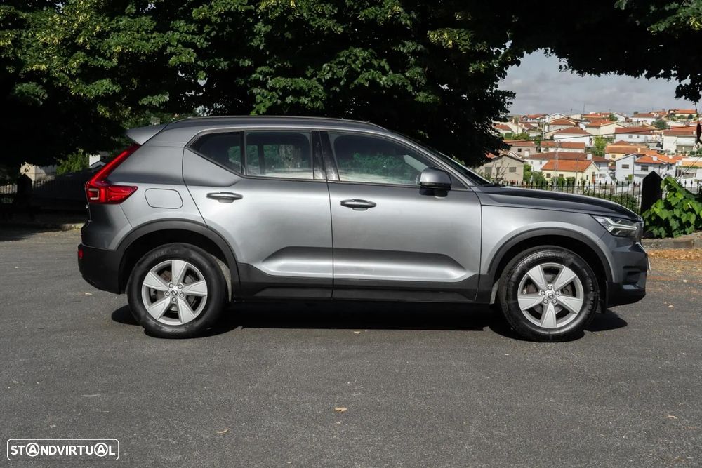 Volvo XC 40 2.0 D3 - 28