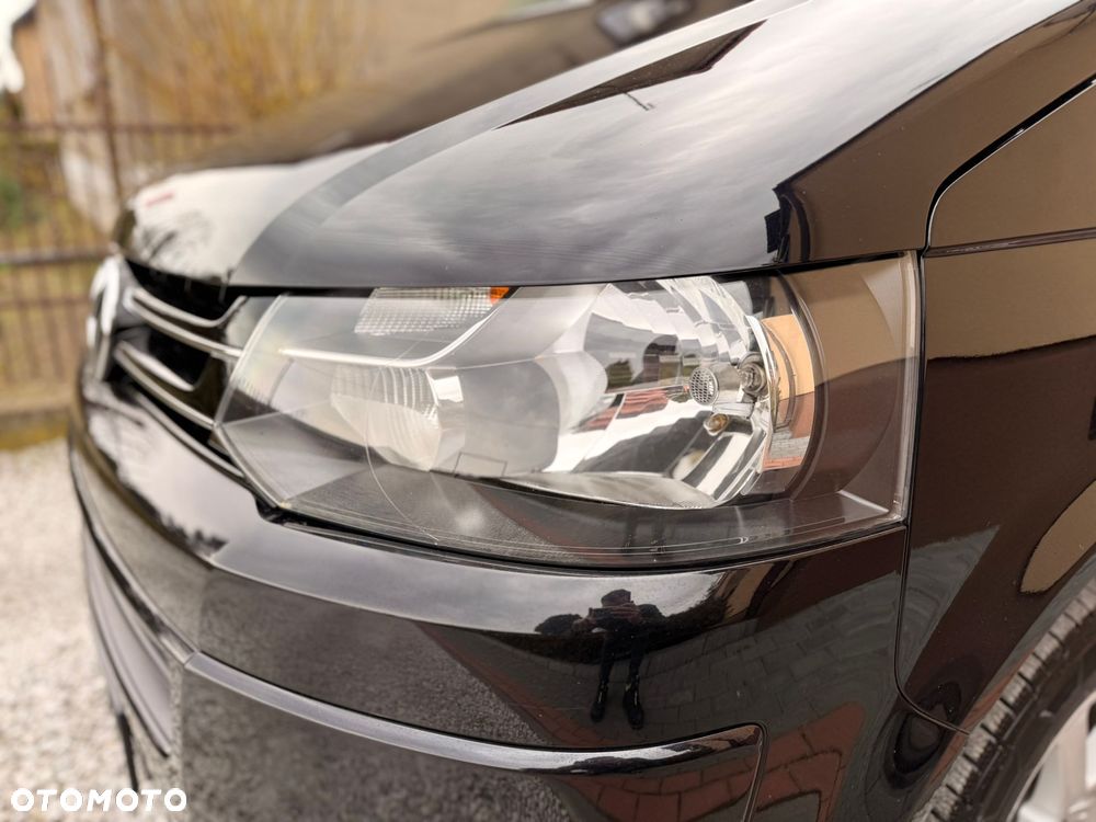 Volkswagen Multivan - 24