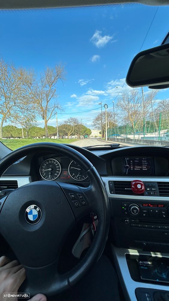 BMW 320 d Aut. - 10