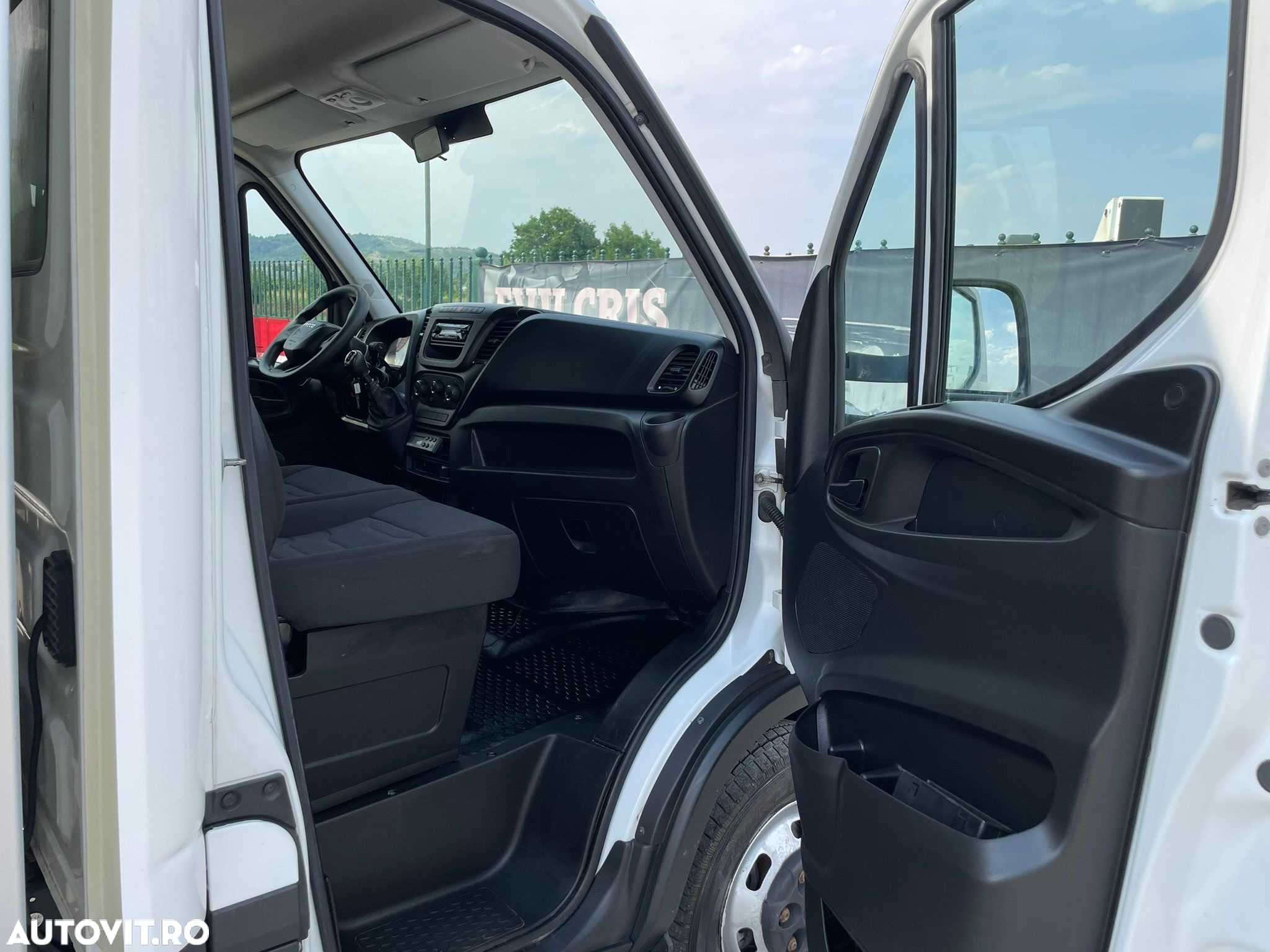 Iveco Daily 3.0 D FRIGORIFIC 2 COMP - 27