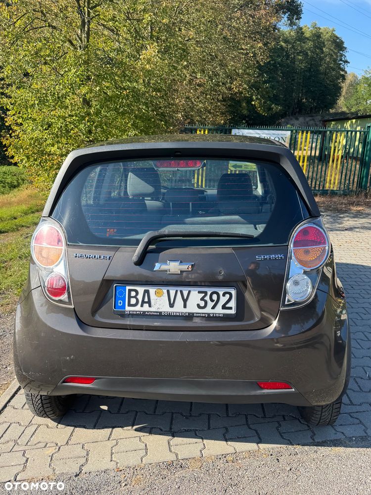 Chevrolet Spark - 10