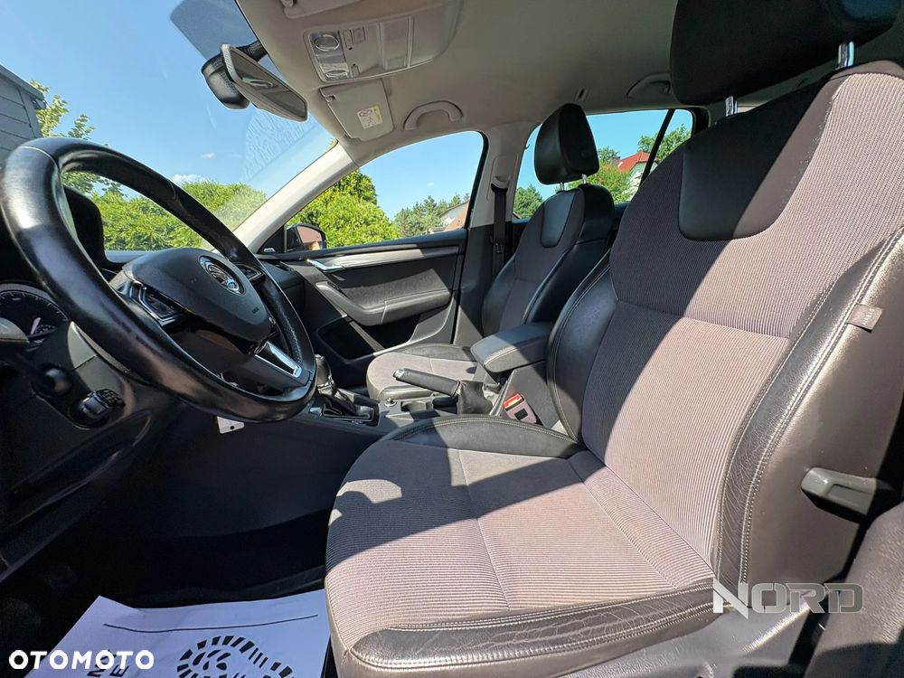 Skoda Octavia 2.0 TDI 4x4 Style DSG - 11