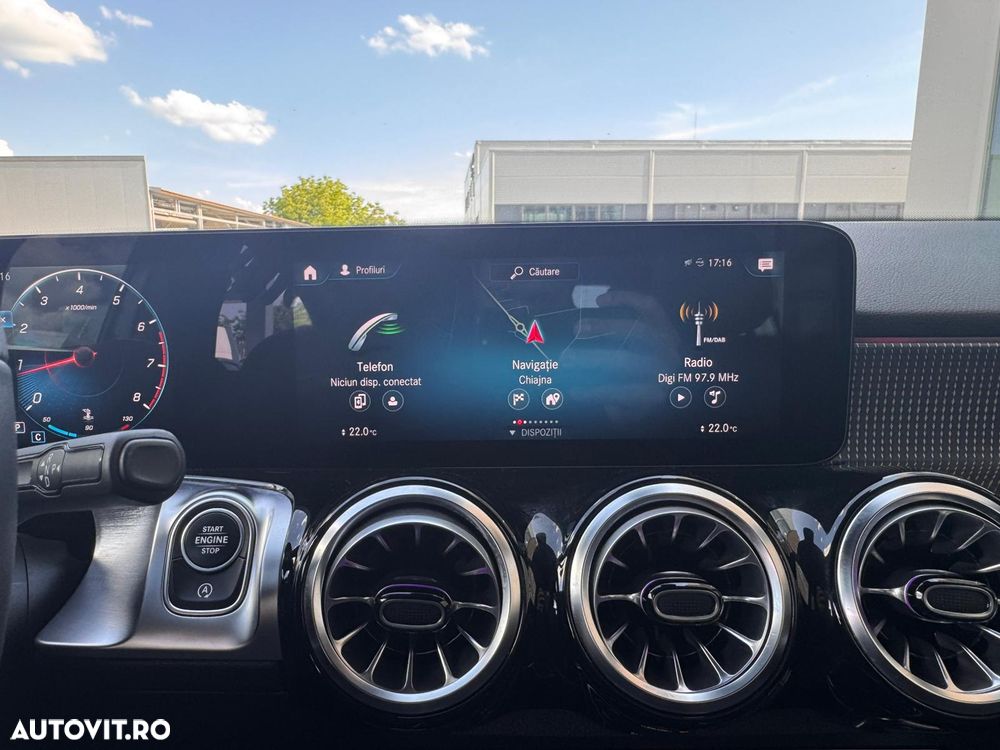 Mercedes-Benz GLB 200 Aut. - 16