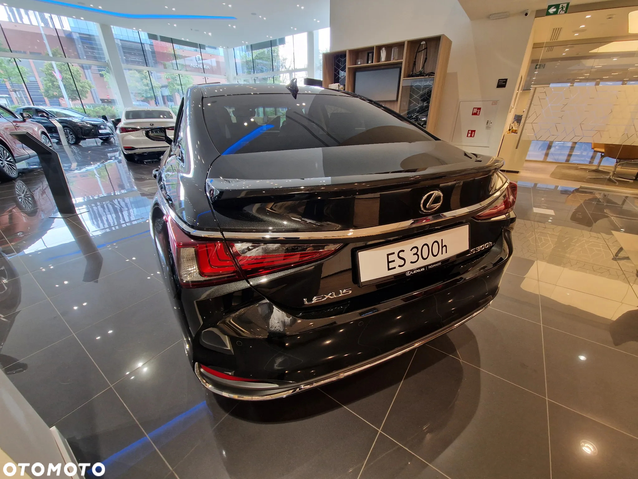 Lexus ES 300h Prestige - 5