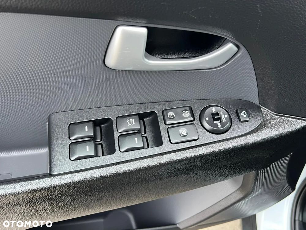 Kia Sportage 1.6 GDI L 2WD - 10