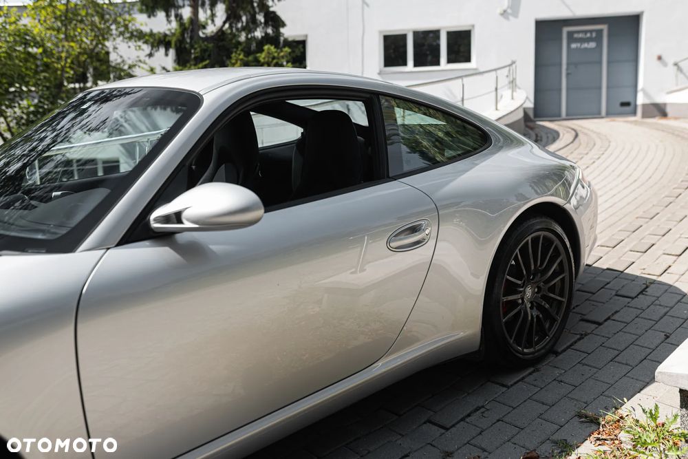 Porsche 911 Carrera Tiptronic S - 4