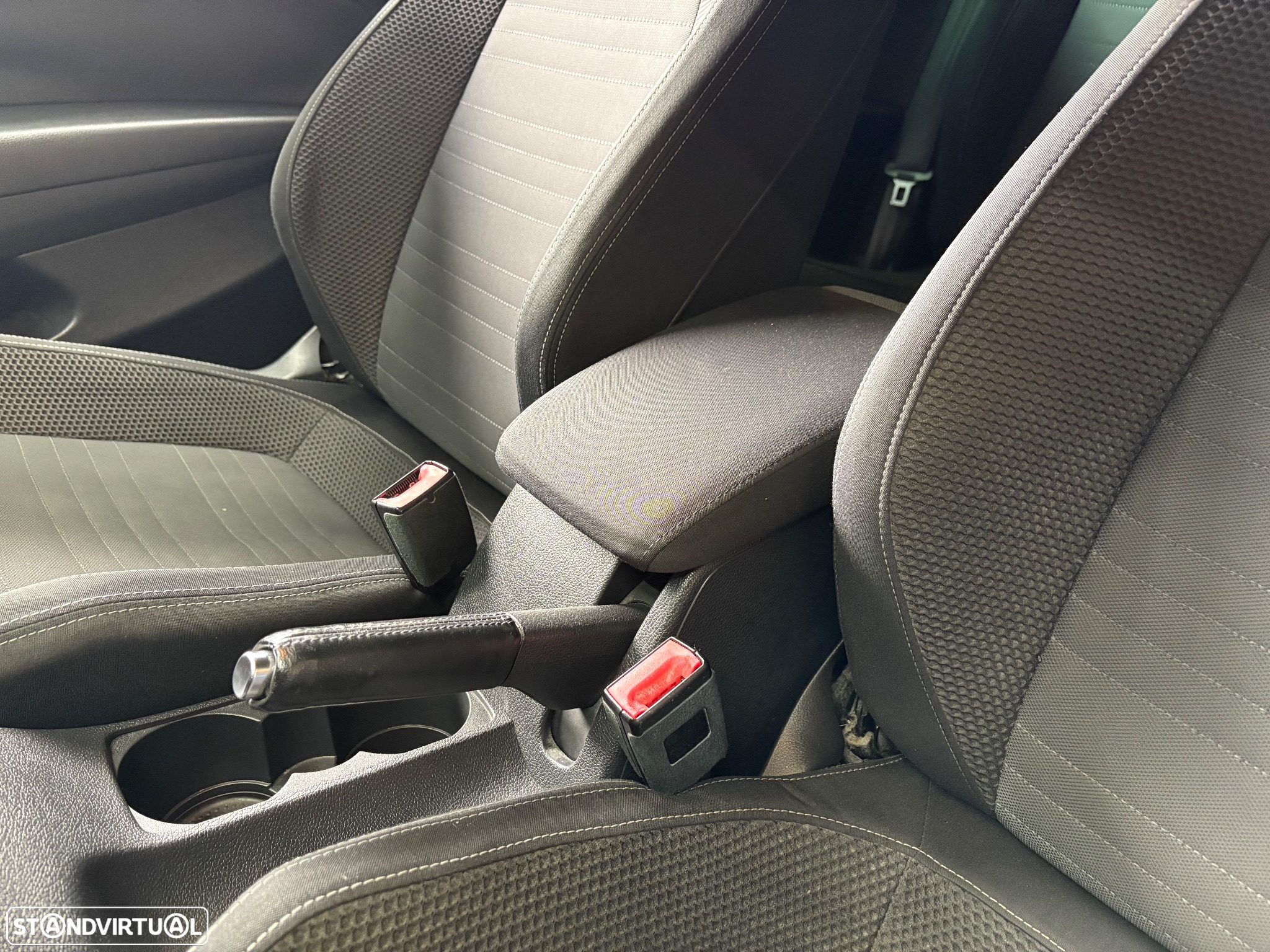 VW Scirocco 2.0 TDI Sport - 37