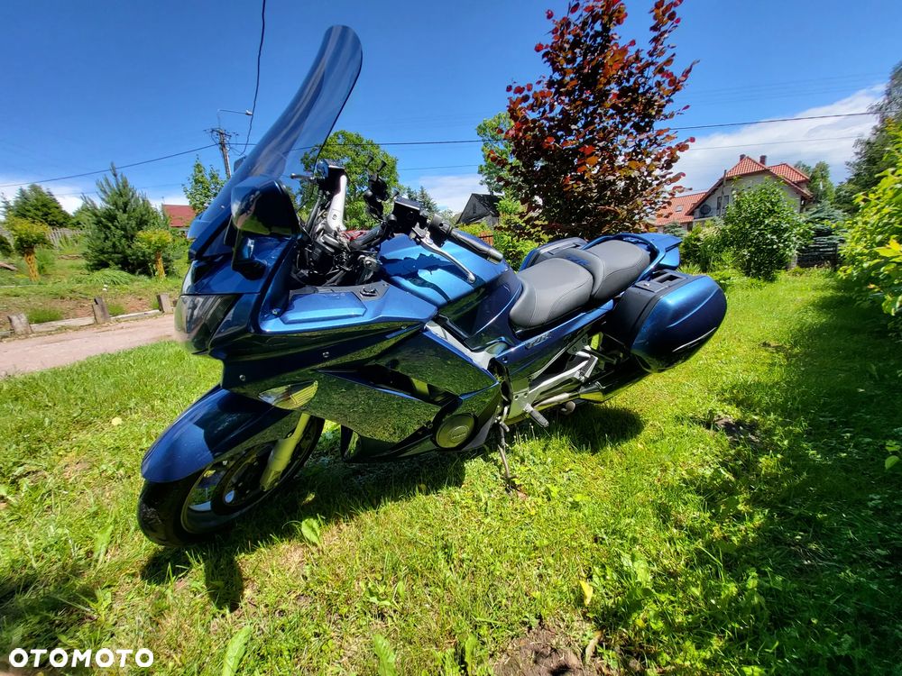 Yamaha FJR - 5