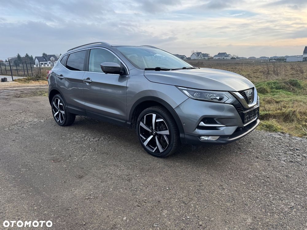 Nissan Qashqai 1.6 DCi TEKNA+ - 13