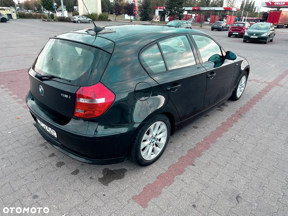 BMW Seria 1 118i - 4