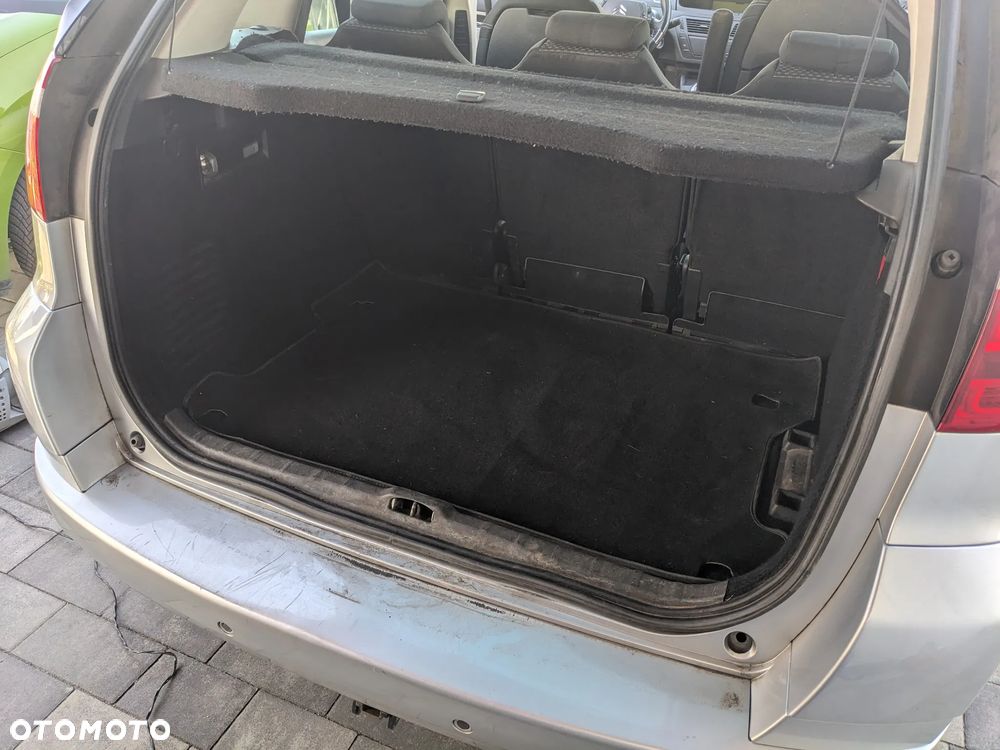 Citroën C4 Picasso 1.8i SX - 10