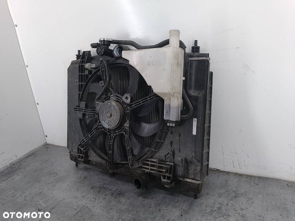 CHŁODNICA WODY Z WENTYLATOREM NISSAN CUBE III 1.6 16V - 5
