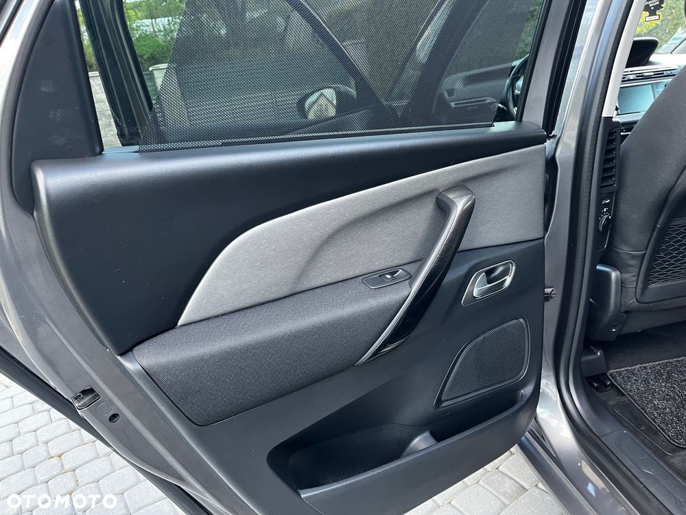 Citroën C4 Picasso - 16