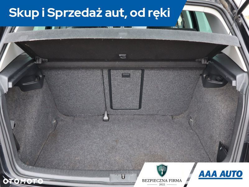 Volkswagen Golf - 15