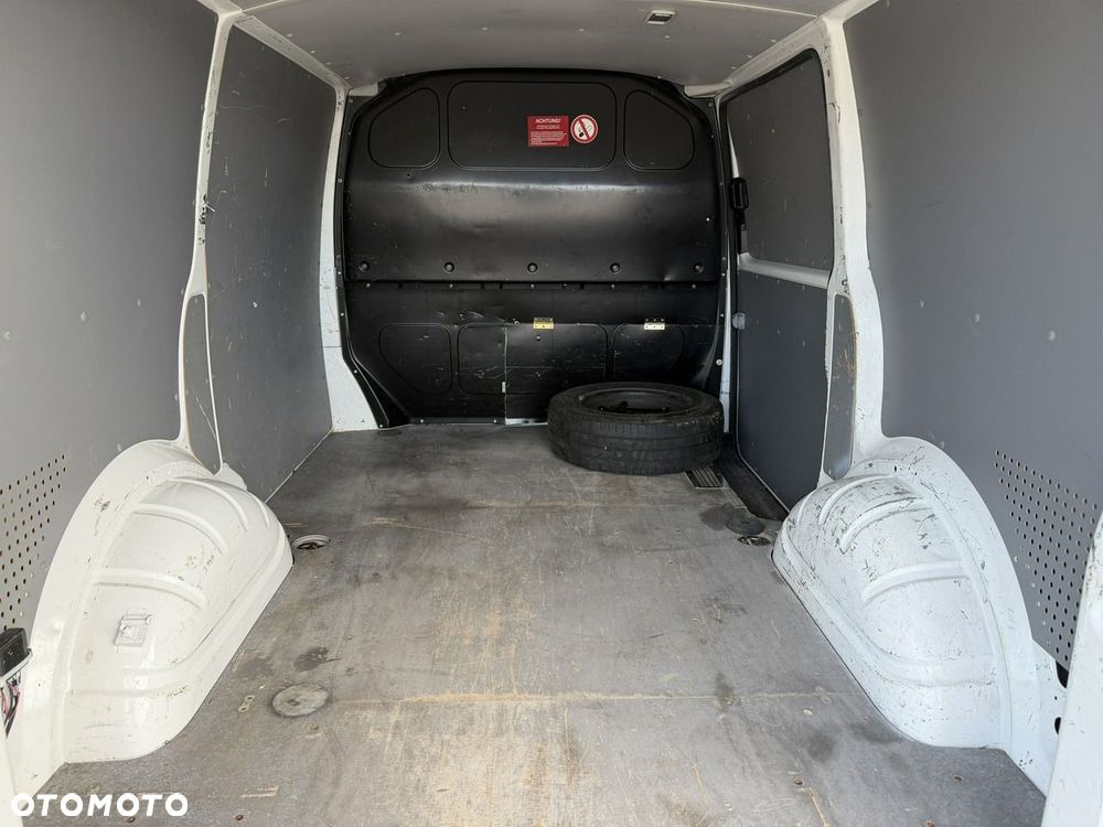 Volkswagen Transporter - 19