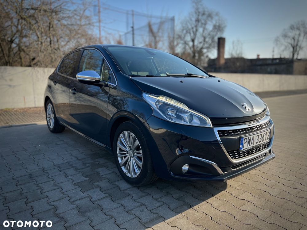 Peugeot 208 1.6 BlueHDi Allure S&S - 4