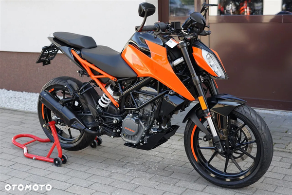 KTM Duke
