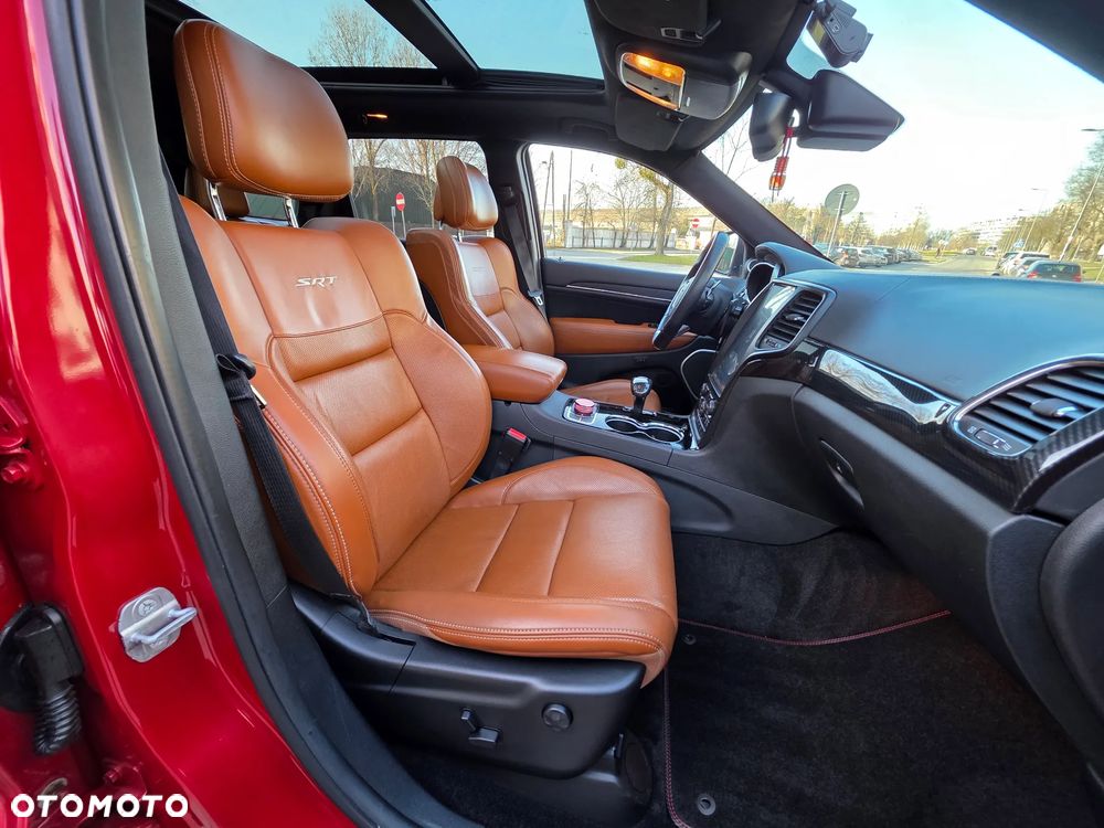 Jeep Grand Cherokee 6.4 V8 SRT8 - 36