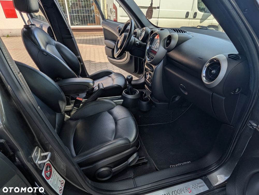 MINI Countryman - 24