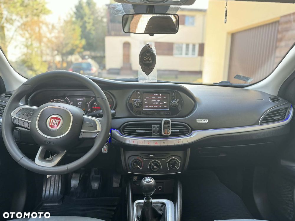 Fiat Tipo 1.4 16v Easy - 9