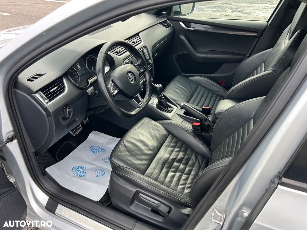 Skoda Octavia 2.0 TDI (Green tec) DSG RS - 15