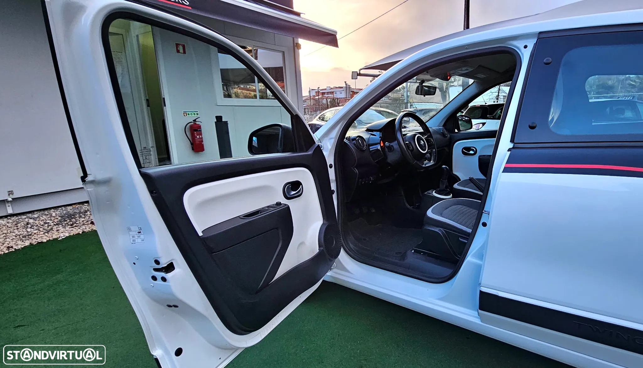 Renault Twingo 1.0 SCe Dynamique - 19
