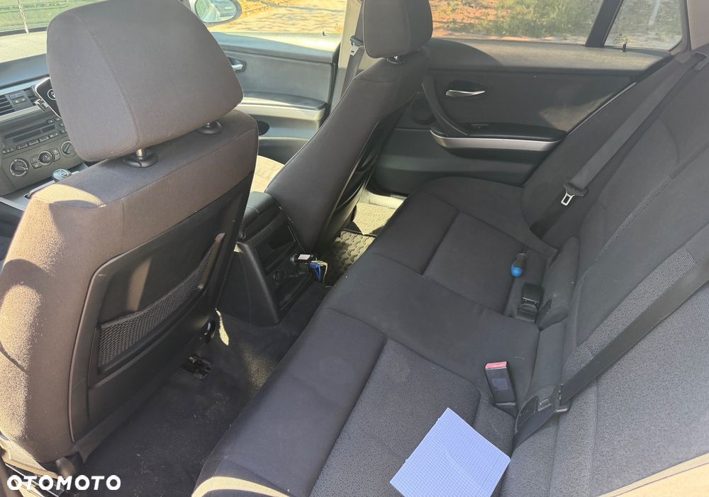 BMW Seria 3 320d - 7