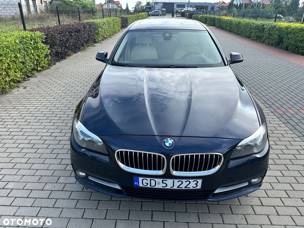 BMW Seria 5 520d xDrive - 9