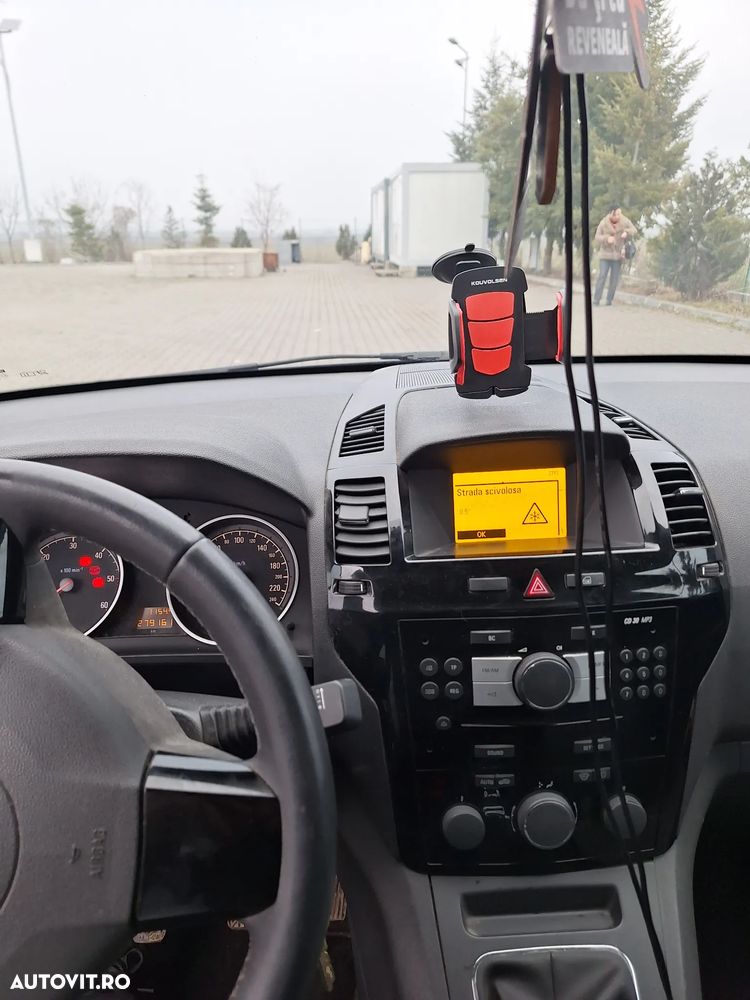 Opel Zafira 1.7 CDTI Enjoy - 9