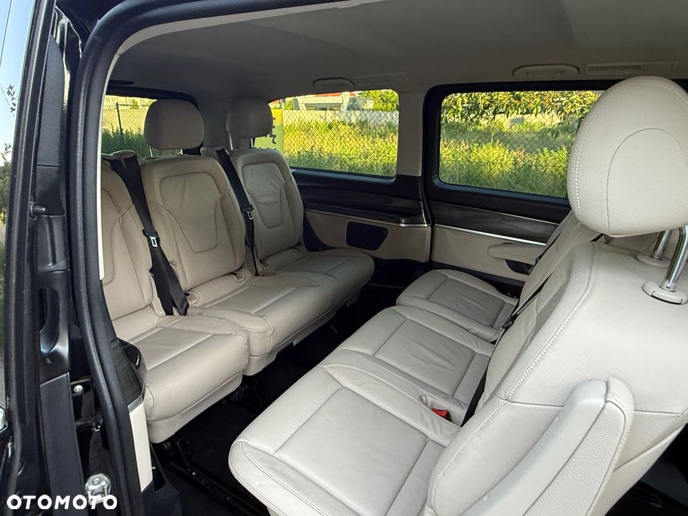 Mercedes-Benz Klasa V 250 d Exclusive 9G-Tronic (d³ugi) - 22