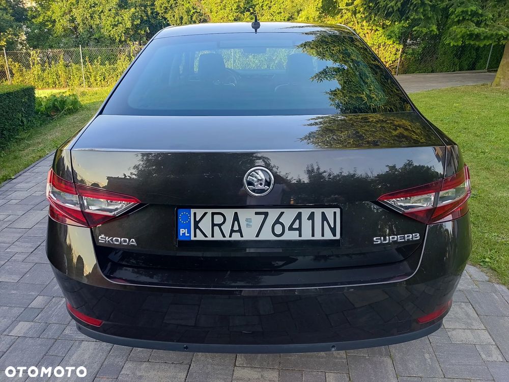 Skoda Superb 2.0 TDI L&K - 5