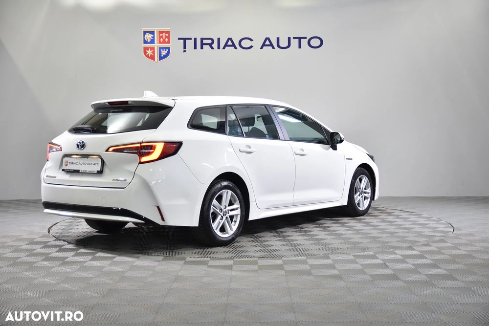 Toyota Corolla - 6