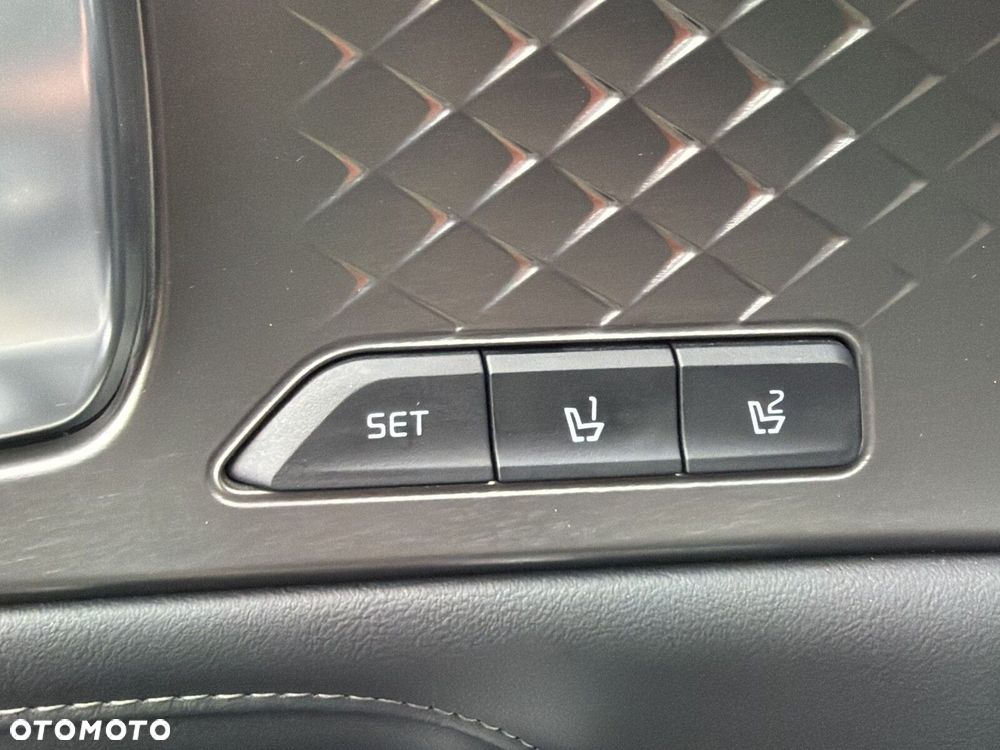Kia Sorento - 13