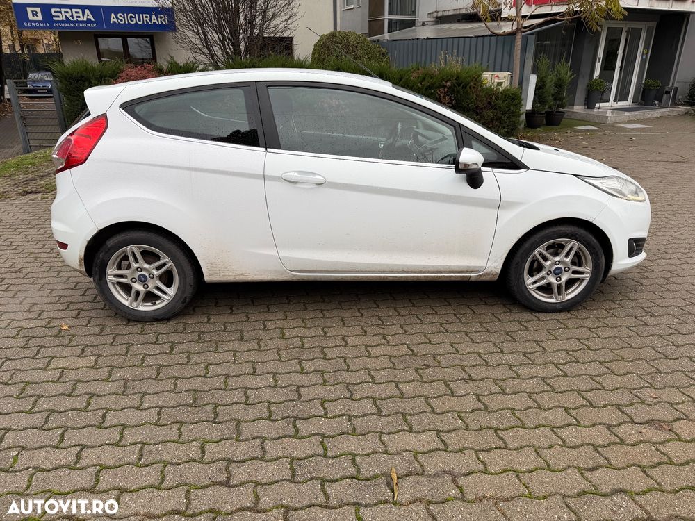 Ford Fiesta 1.5 TDCi St&St SYNC Edition - 6